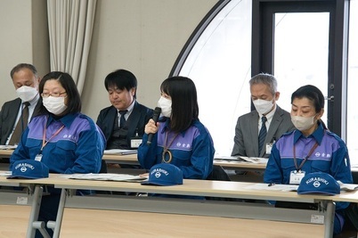 写真：意見交換の様子
