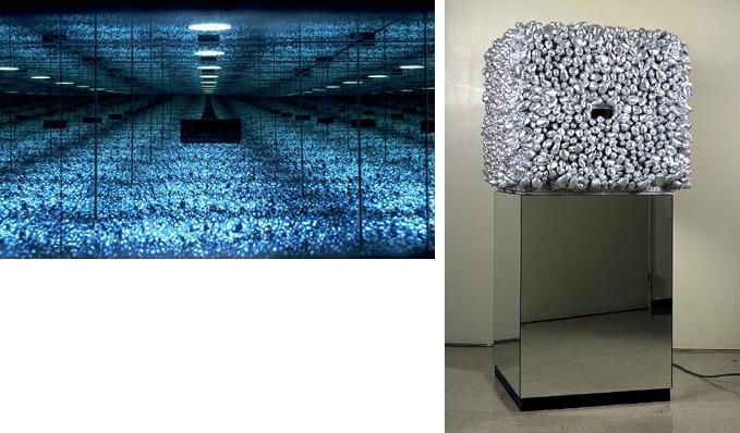 写真：草間 彌生「鏡の部屋　愛は永遠に（No.2）」