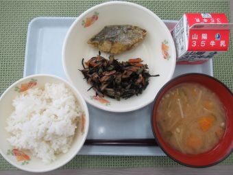 令和7年5月7日献立写真