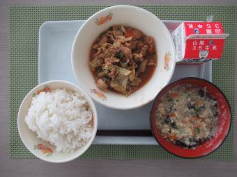 令和7年5月12日献立写真(小学校)