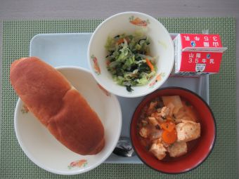 令和7年5月22日献立写真(小学校)