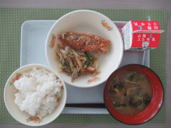 令和7年5月26日献立写真