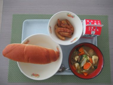 令和7年6月5日献立写真(小学校)
