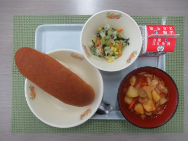 令和7年6月12日献立写真(小学校)