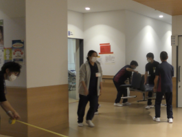 写真：トリアージエリア設置