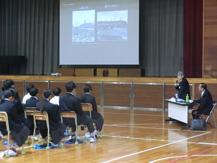 語り部の会の写真