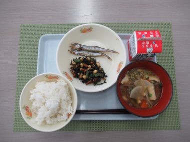 令和8年10月6日献立写真（小学校）