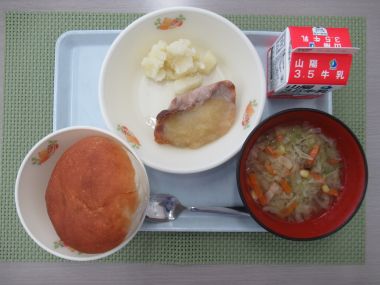 令和8年10月8日献立写真