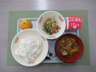 令和8年10月27日献立写真（中学校）