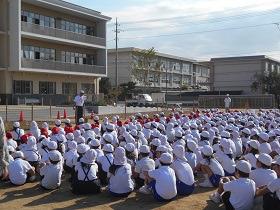 玉島小学校植栽の様子2