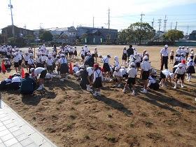 玉島小学校植栽の様子４