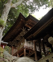 由加神社本殿