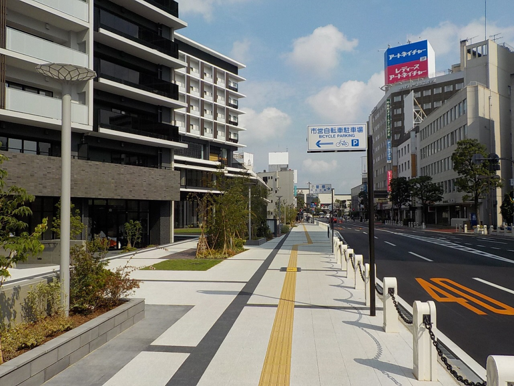 市営あちてらす倉敷自転車駐車場　案内看板