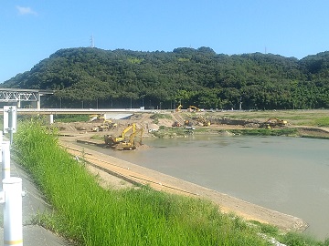 小田川と高梁川の合流地点その２