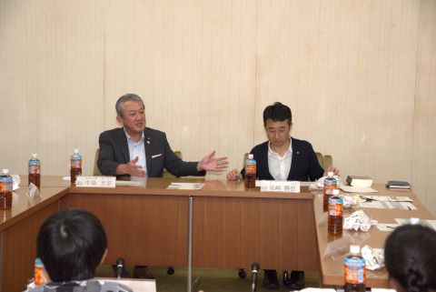 正副議長へ質問コーナー（議長・副委員長１）