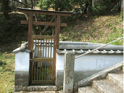 写真：不洗観音の閼伽水