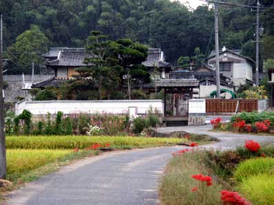 横溝正史疎開宅外観